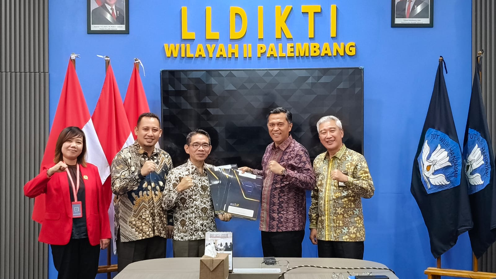 Institut Bakti Nusantara Borong 5 Penghargaan dari LLDIKTI Wilayah II