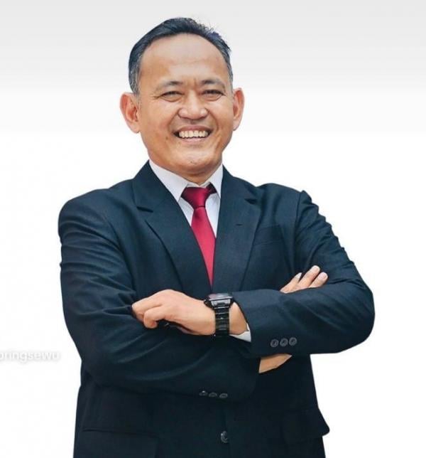 Dr. Fauzi, M.Kom., M.E., Ak., CA