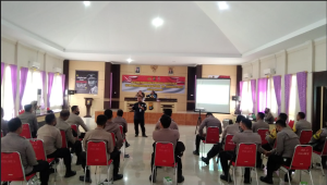 Bhabinkamtibmas dilatih Kreatif di Era Media Sosial “Cukup Pakai Hp”